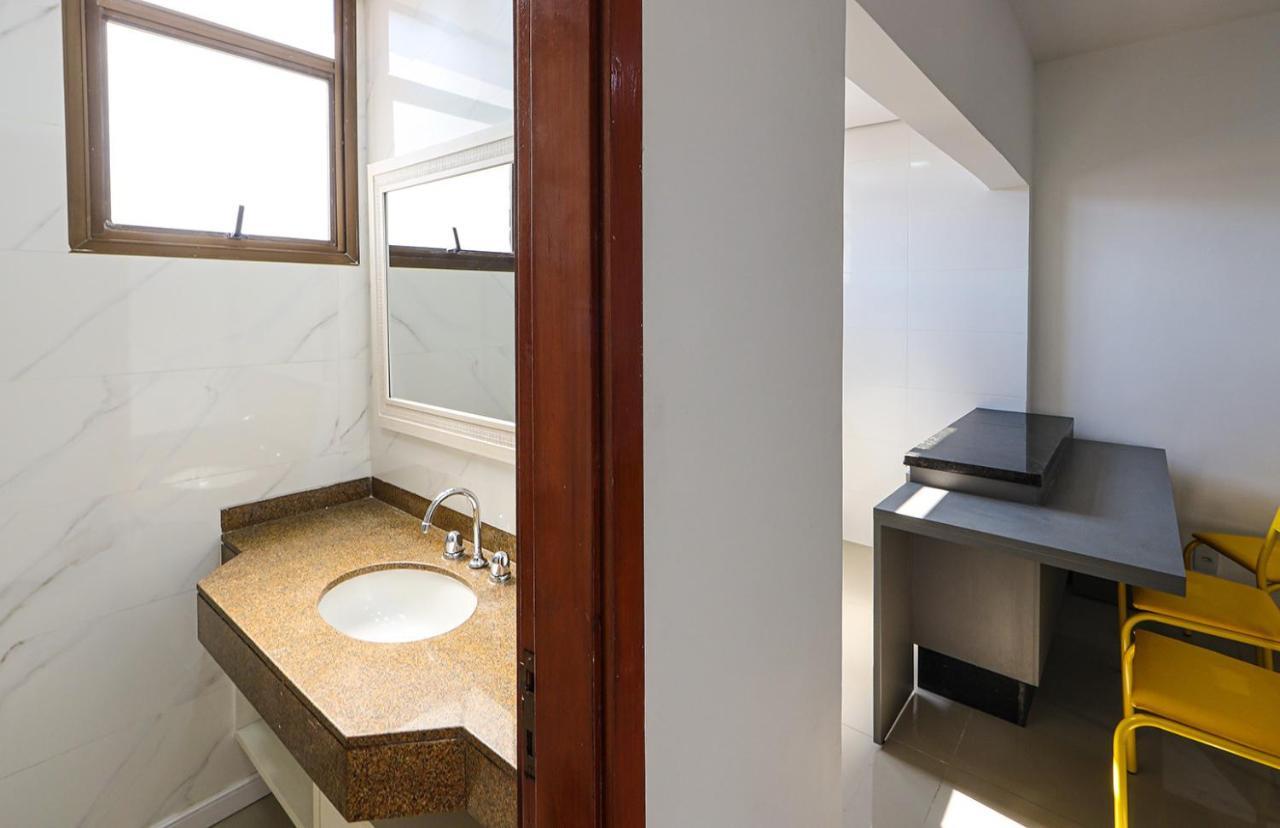 Appartamento Acolhedor Flat A Beira-Mar Na Barra Da Tijuca Rio de Janeiro Esterno foto